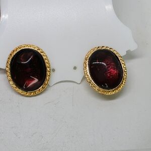 Vintage 80s Red Burgundy Gripoix Molded Round Cabochon Gold Tone Clip Earrings